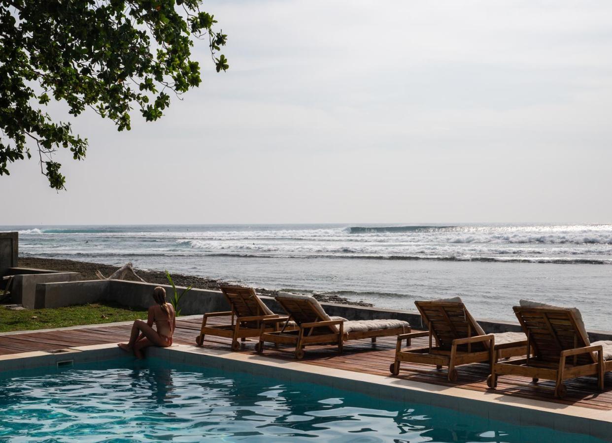 The Ujung Bocur Bungalows Krui Exterior photo