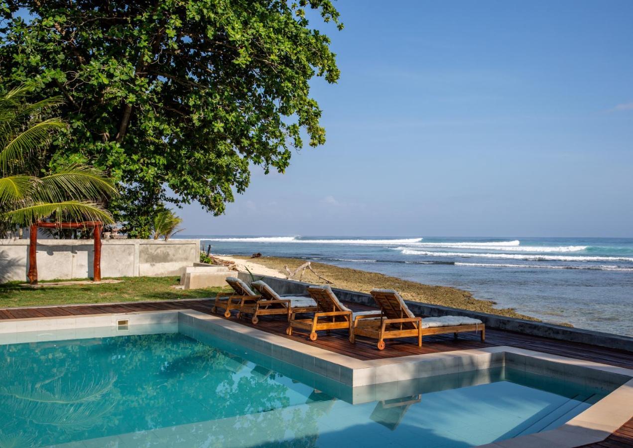 The Ujung Bocur Bungalows Krui Exterior photo