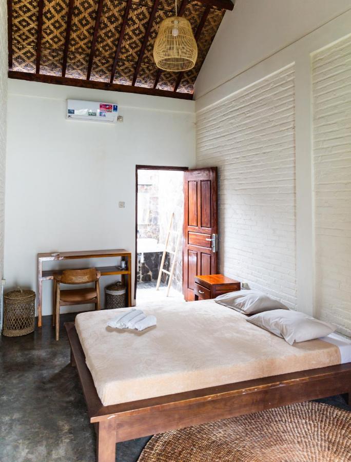 The Ujung Bocur Bungalows Krui Room photo